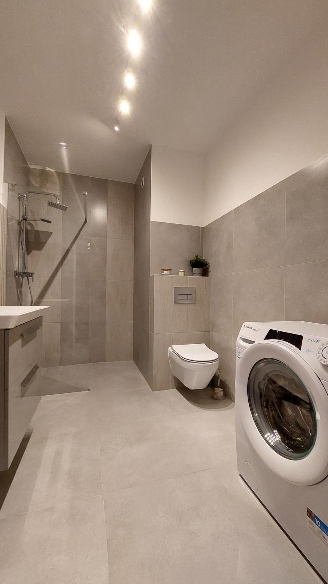 Zakatek 2 Z Ogrodkiem I Miejscem W Garazu Podziemnym Apartment Bielsko-Biala