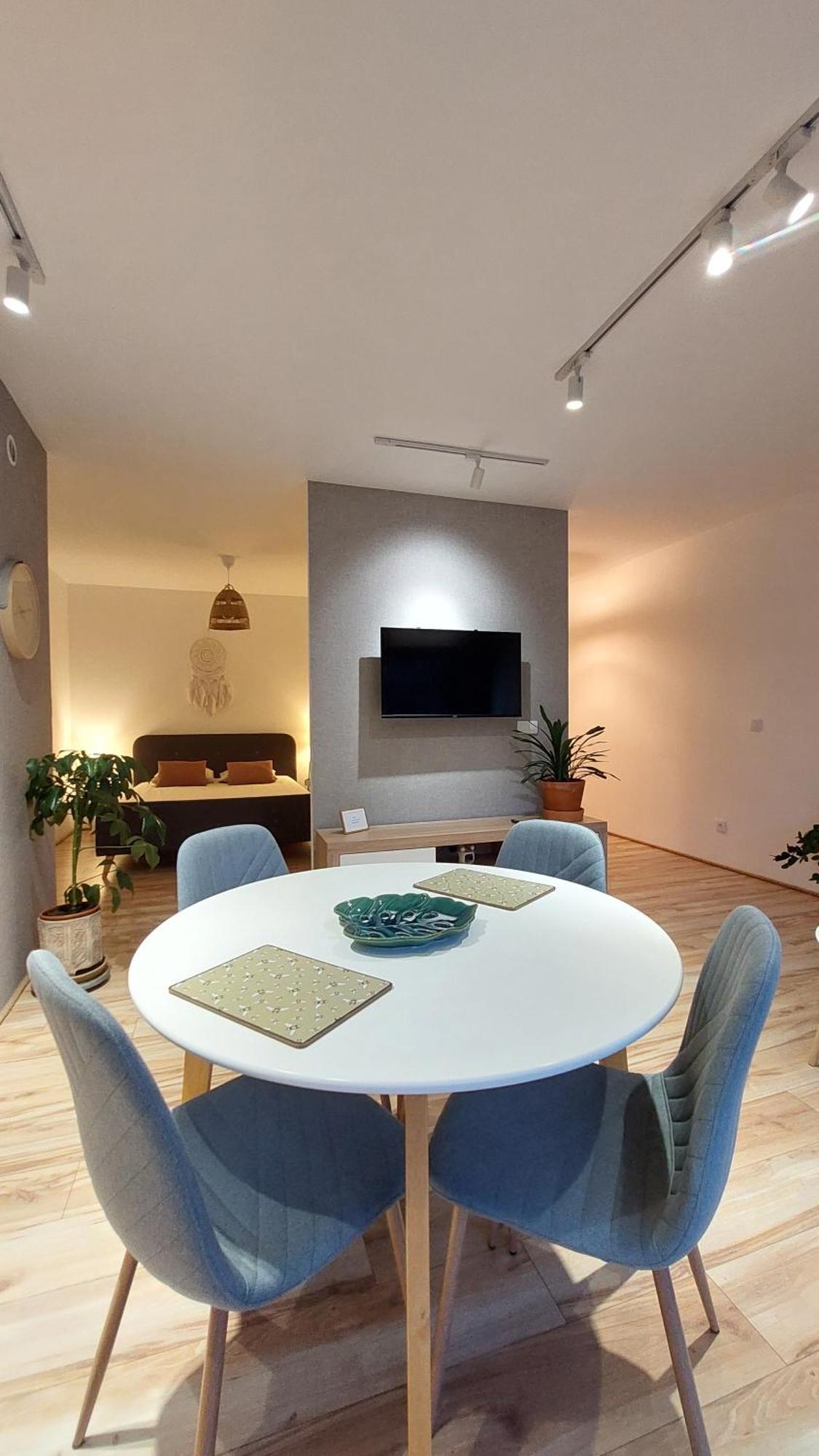 Apartment Zakatek 2 Z Ogrodkiem I Miejscem W Garazu Podziemnym *